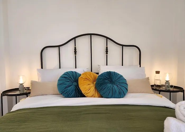 Frida\'S Cozy Two Bedroom Apt